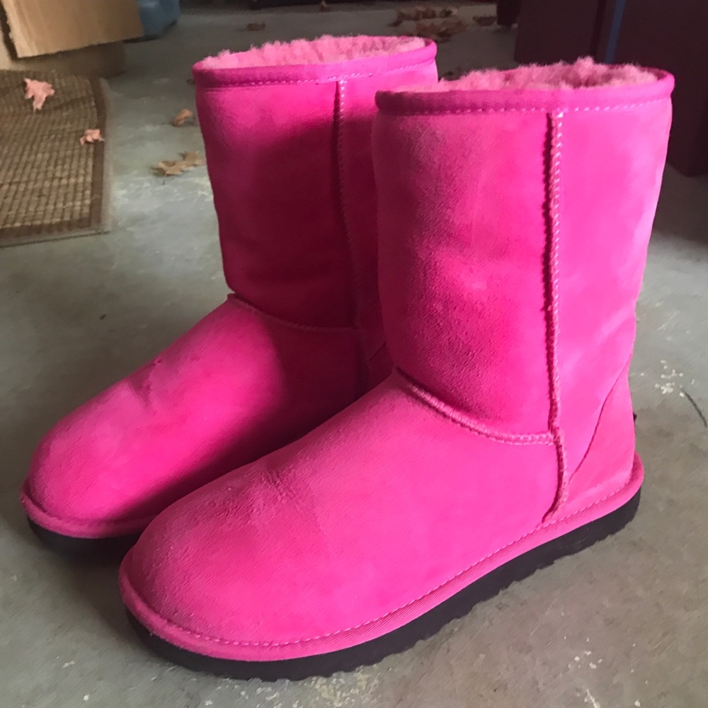 Hot pink uggs
